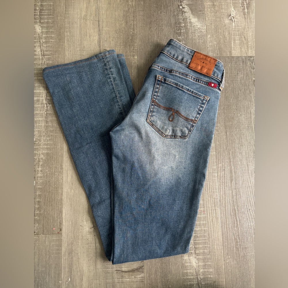Lucky Brand Medium Wash Leyla Boot Jean Low Rise and Stretch
